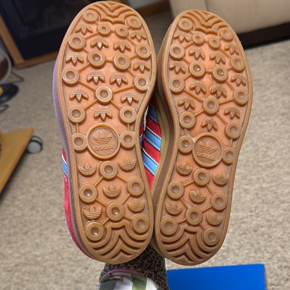 Adidas Gazelle Platform Red Suede Sneakers with Light Blue Stripes - Picture 4 of 6